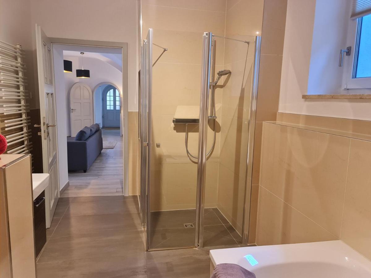 Appartements In Schoener Burganlage Jena Exterior photo